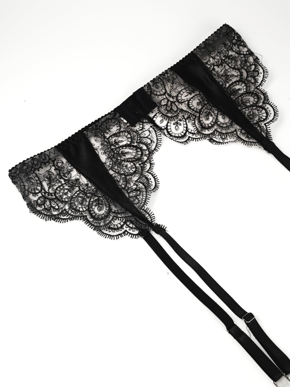 Black Lace Suspender Belt – Timeless Seduction